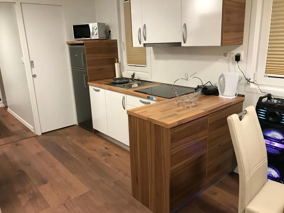 بيت للعطل Floating House Varoni بولا كرواتيا